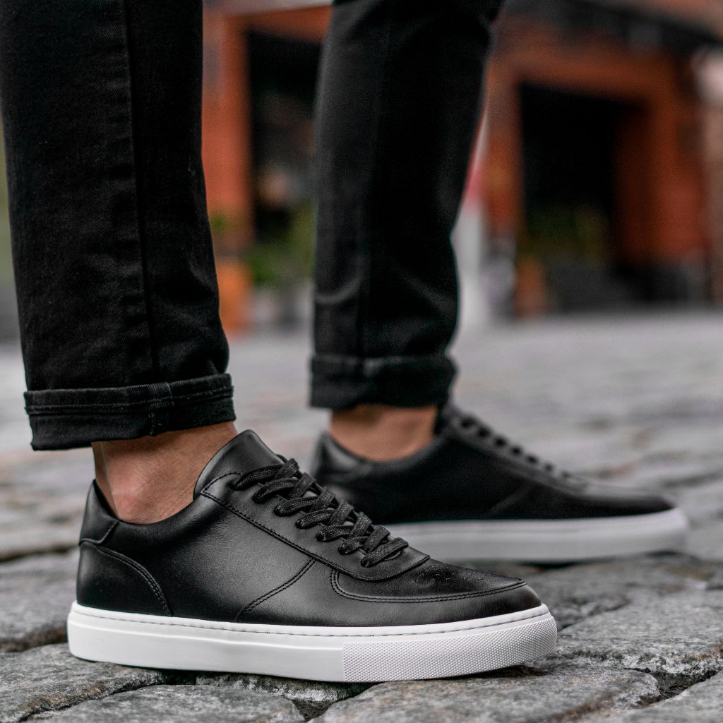 Court | Black - Image 7